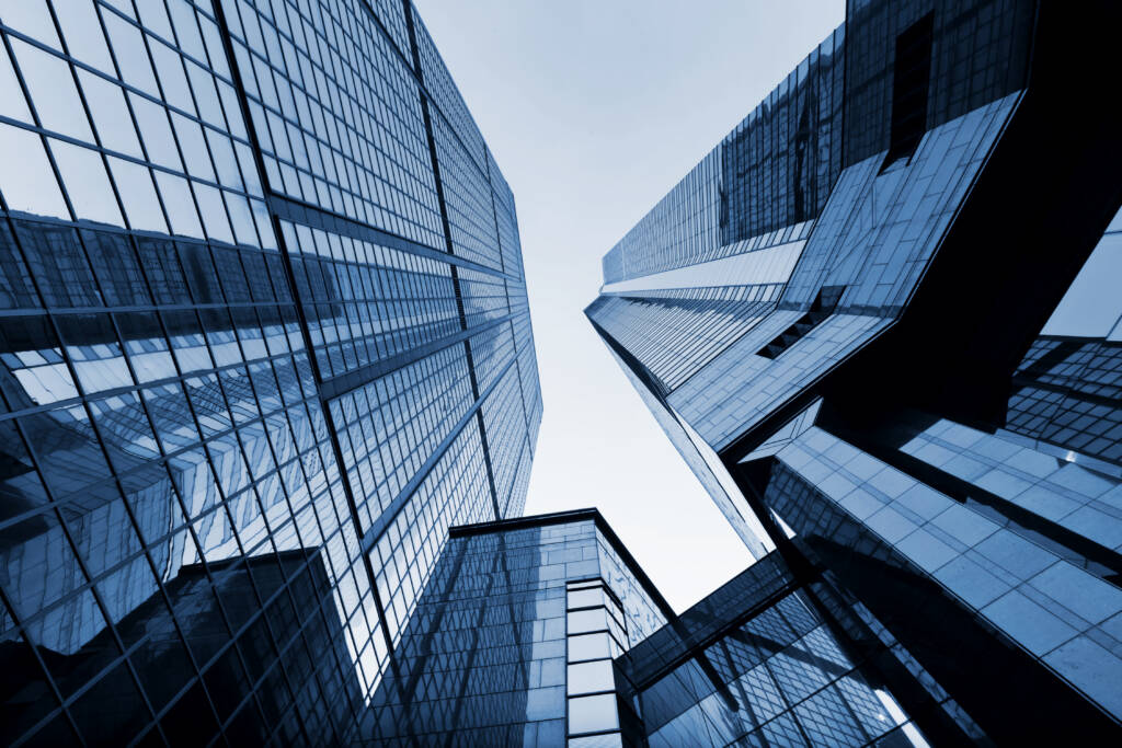 Wide low angle shot Buildings Fiduciaire genève Fiduciaire geneve Cabinet comptable Comptable fiduciaire Fiduciaire suisse Fiscaliste Genève Comptable genève Impots genève Geneve impots Entreprise comptabilité Créer une société anonyme Créer entreprise en suisse